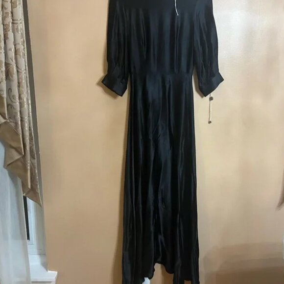 DEITAS 100% Silk Pleated Maxi Dress - Picture 8 of 16